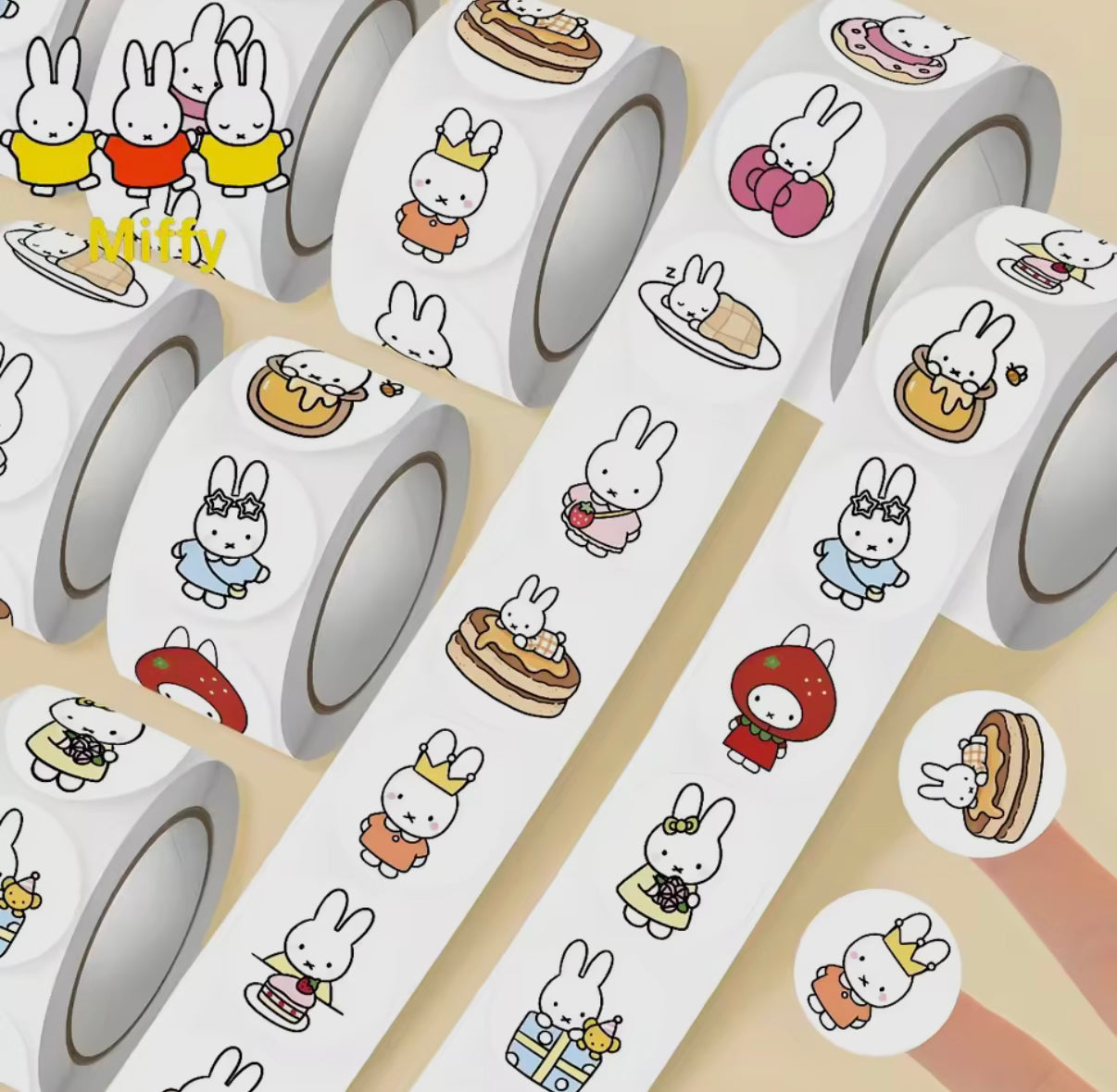 500pcs Miffy Sticker Roll